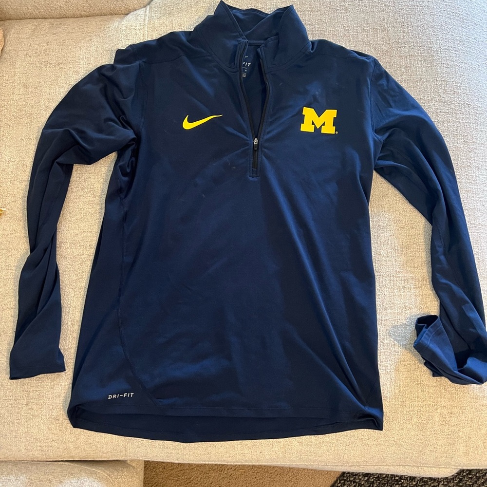 Nike Dri-FIT Michigan Pullover